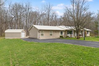 6590 E Lake Shore Drive, Hillsboro, OH 45133