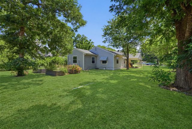 337 N 1st Street, Point, TX 75472