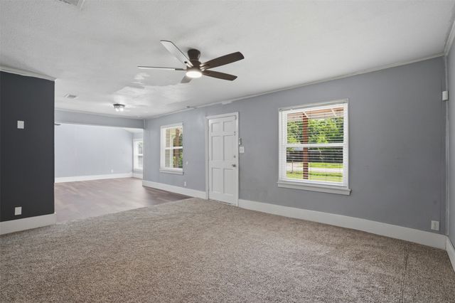 337 N 1st Street, Point, TX 75472