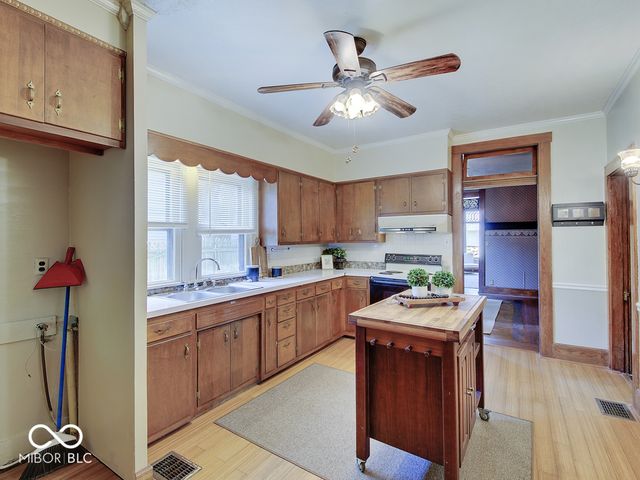 1297 Wayne Street, Noblesville, IN 46060
