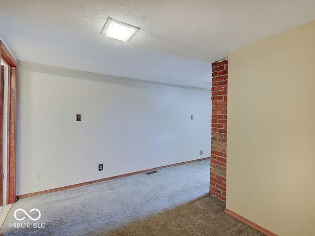 1297 Wayne Street, Noblesville, IN 46060