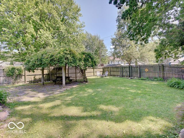 1297 Wayne Street, Noblesville, IN 46060