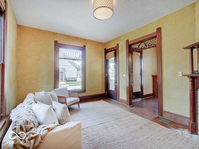 1297 Wayne Street, Noblesville, IN 46060
