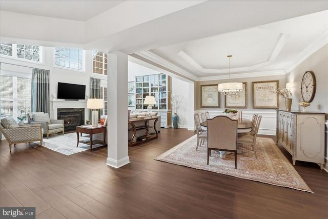 35 RITTENHOUSE CIR, Newtown, PA 18940