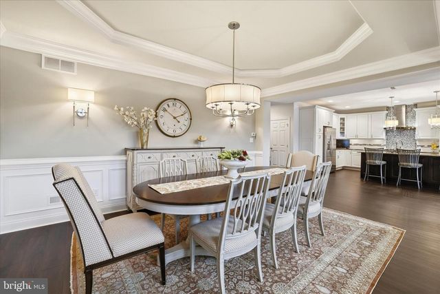 35 RITTENHOUSE CIR, Newtown, PA 18940