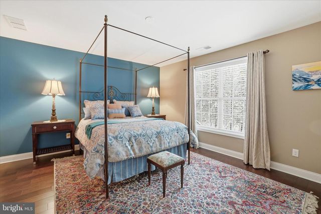 35 RITTENHOUSE CIR, Newtown, PA 18940