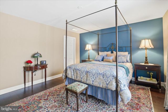 35 RITTENHOUSE CIR, Newtown, PA 18940