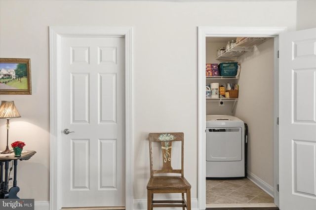 35 RITTENHOUSE CIR, Newtown, PA 18940