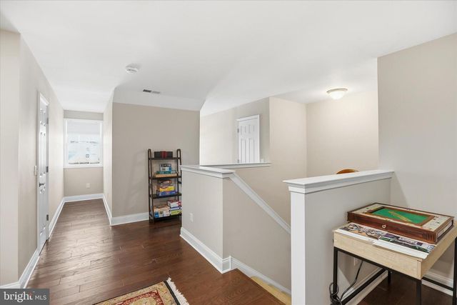 35 RITTENHOUSE CIR, Newtown, PA 18940