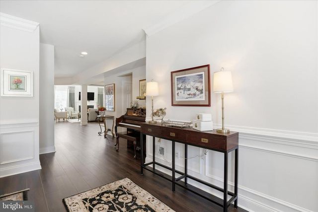 35 RITTENHOUSE CIR, Newtown, PA 18940