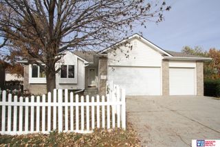 1840 Chloe Lane, Lincoln, NE 68512