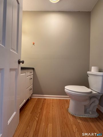 665 Quinnipiac Court, Cheshire, CT 06410