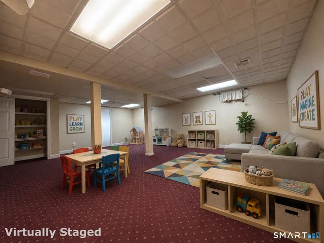 665 Quinnipiac Court, Cheshire, CT 06410