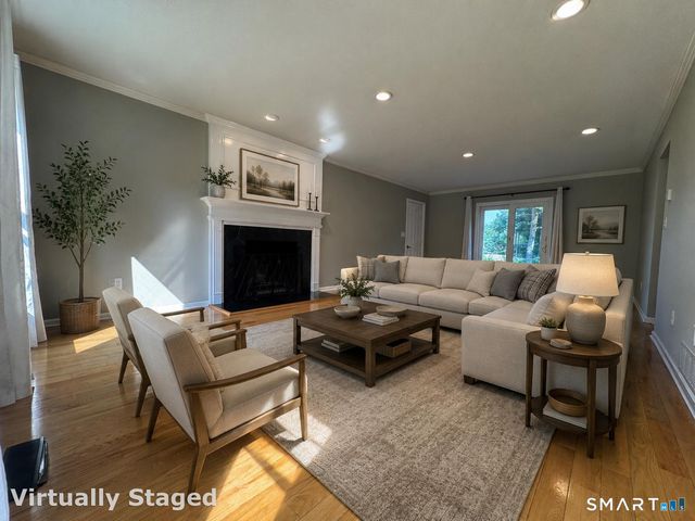 665 Quinnipiac Court, Cheshire, CT 06410