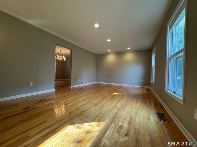 665 Quinnipiac Court, Cheshire, CT 06410