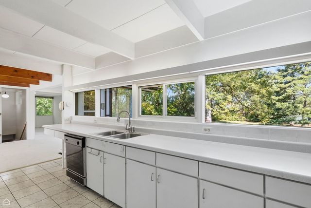 1s140 Pine Lane, Lombard, IL 60148