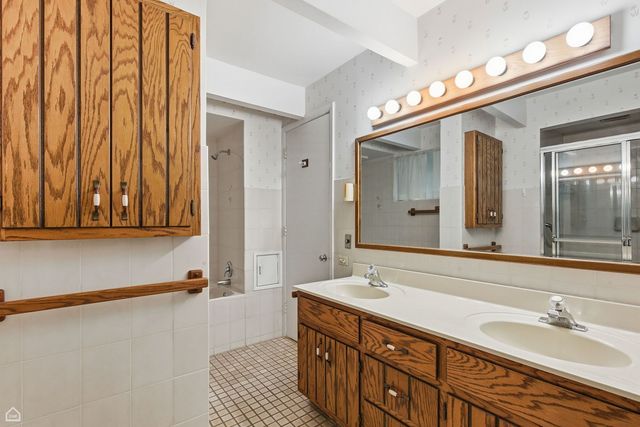 1s140 Pine Lane, Lombard, IL 60148