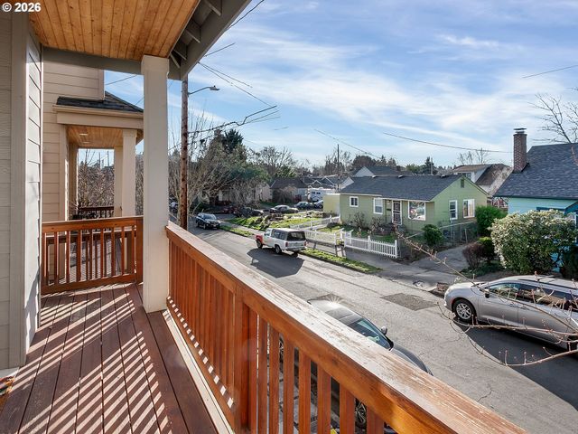 2216 Se 48TH Ave, Portland, OR 97215