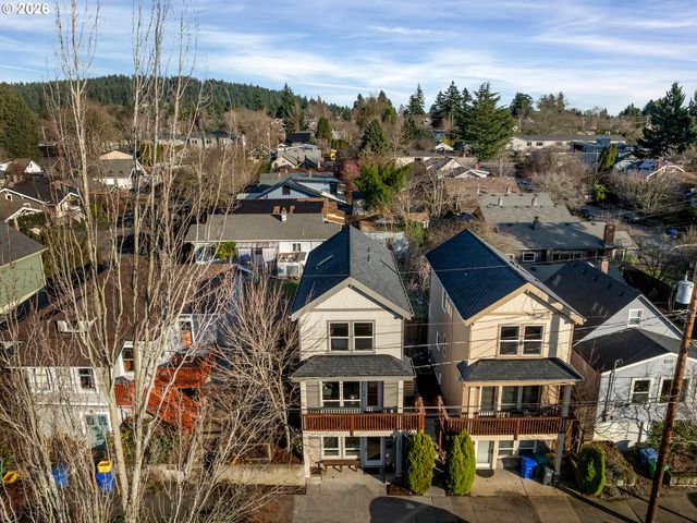 2216 Se 48TH Ave, Portland, OR 97215