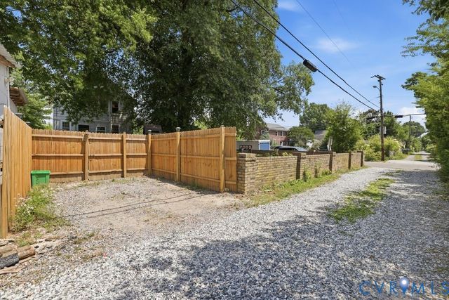 4500 Brook Rd, Richmond, VA 23227