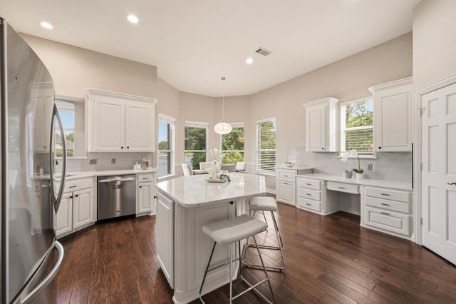 1113 Brazos Drive, Southlake, TX 76092