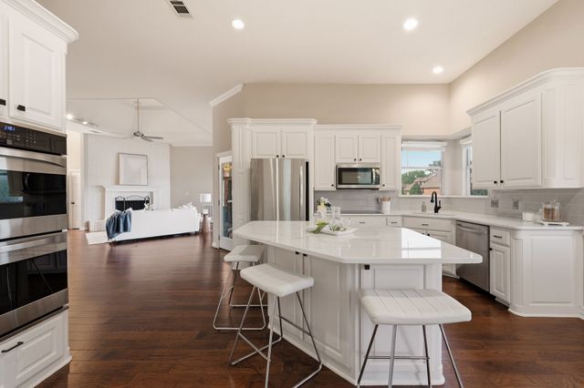 1113 Brazos Drive, Southlake, TX 76092