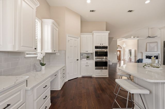 1113 Brazos Drive, Southlake, TX 76092