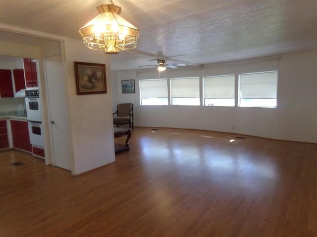 6385 Cypress Lane, Atlantis, FL 33462