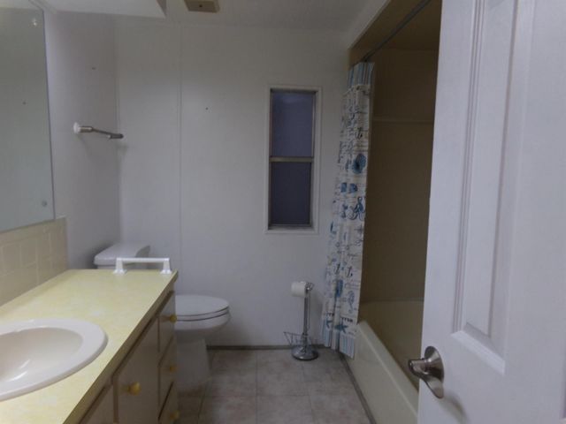 6385 Cypress Lane, Atlantis, FL 33462