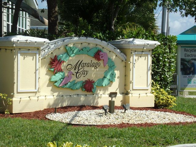 6385 Cypress Lane, Atlantis, FL 33462