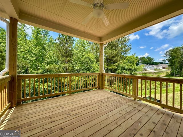 6816 Cambridge Drive, Flowery Branch, GA 30542