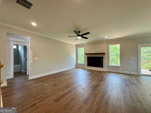 6816 Cambridge Drive, Flowery Branch, GA 30542