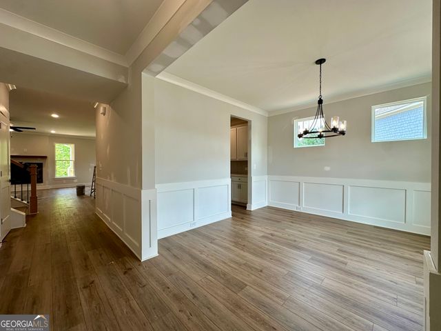 6816 Cambridge Drive, Flowery Branch, GA 30542