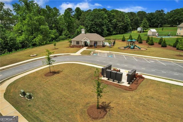6816 Cambridge Drive, Flowery Branch, GA 30542