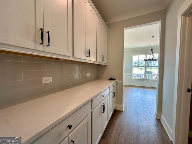 6816 Cambridge Drive, Flowery Branch, GA 30542