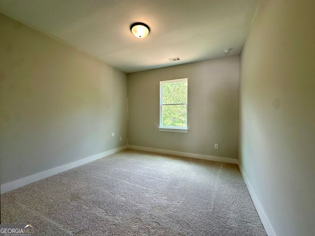 6816 Cambridge Drive, Flowery Branch, GA 30542