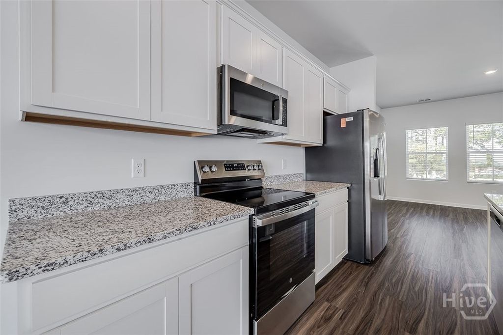 Image 15 of property listing at 9 Towne Park Court, Rincon, GA 31326
