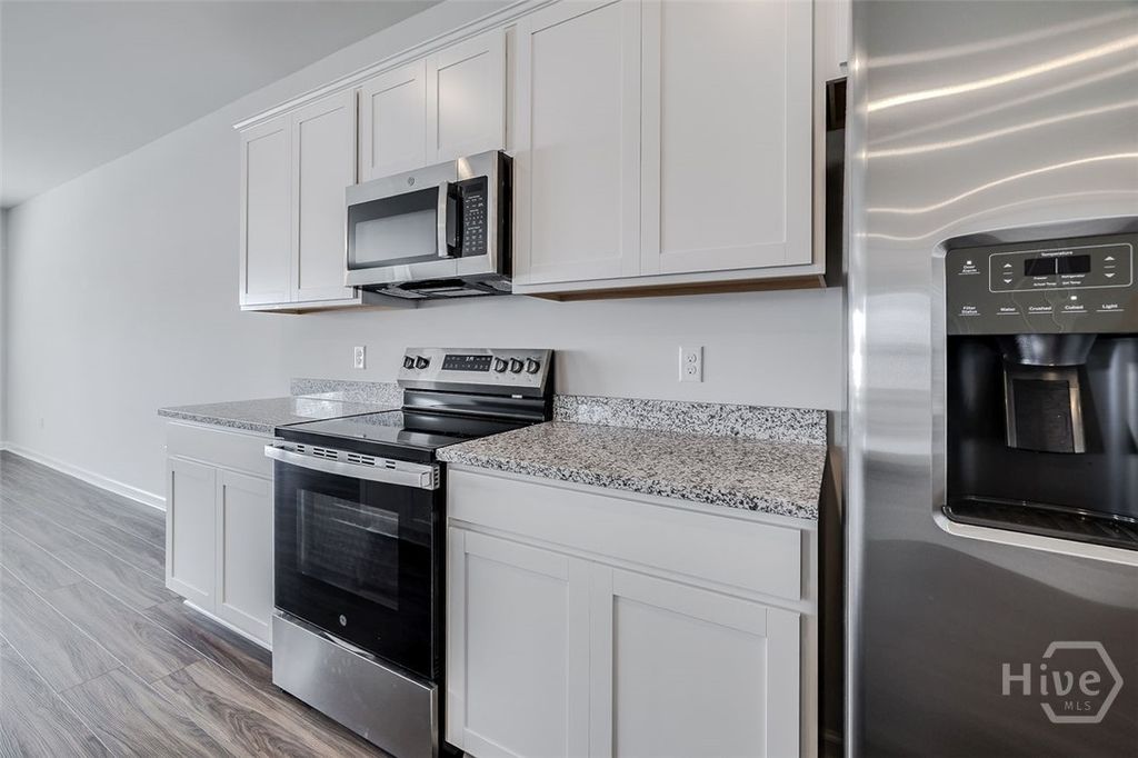 Image 18 of property listing at 9 Towne Park Court, Rincon, GA 31326