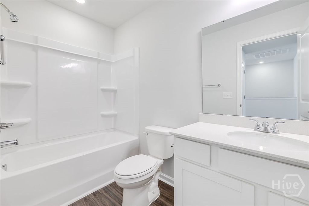 Image 32 of property listing at 9 Towne Park Court, Rincon, GA 31326