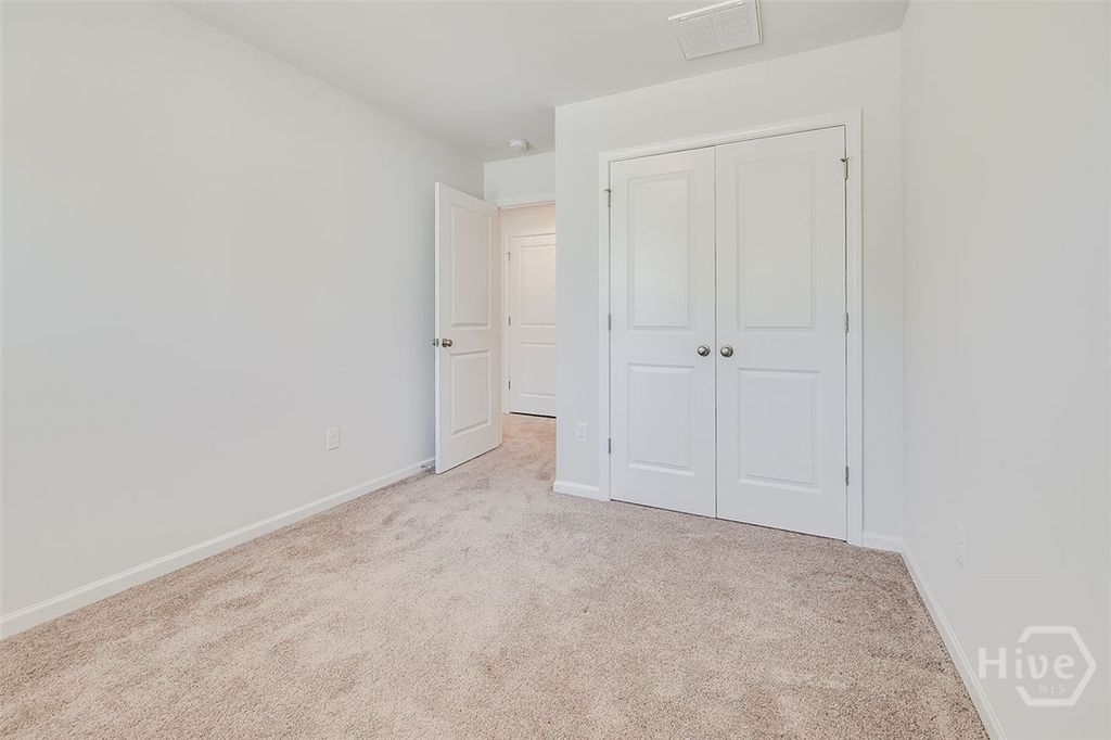 Image 35 of property listing at 9 Towne Park Court, Rincon, GA 31326