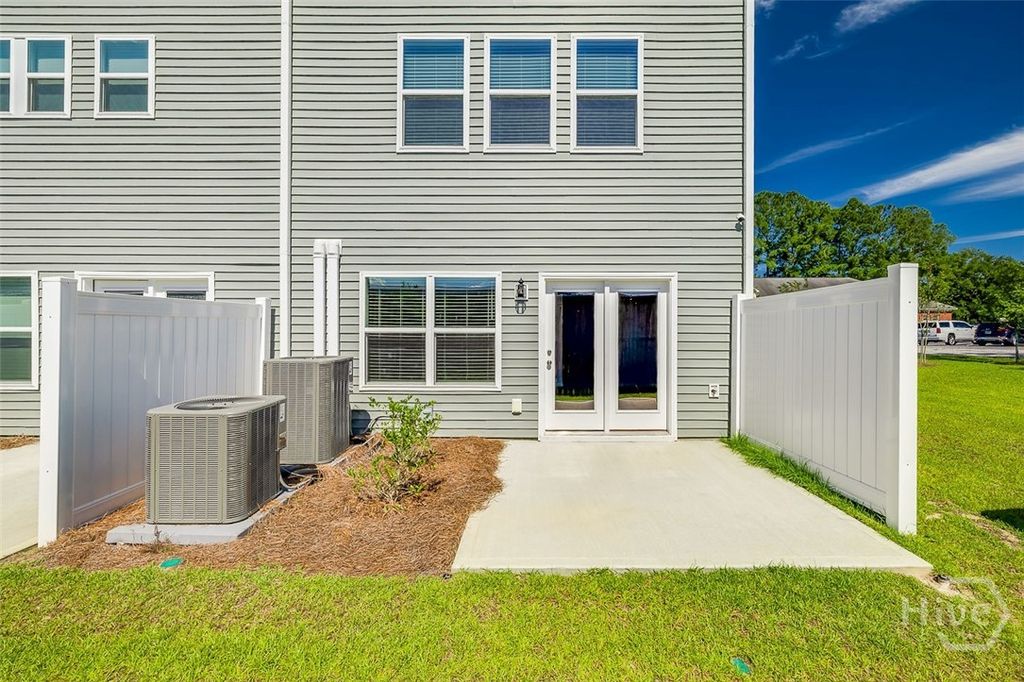 Image 37 of property listing at 9 Towne Park Court, Rincon, GA 31326