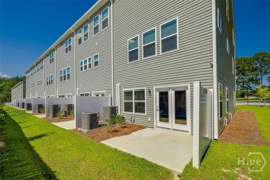 Image 38 of property listing at 9 Towne Park Court, Rincon, GA 31326