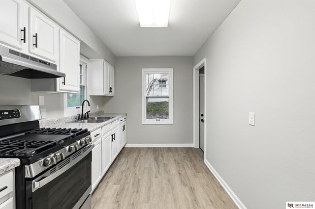 4051 Pratt Street, Omaha, NE 68111