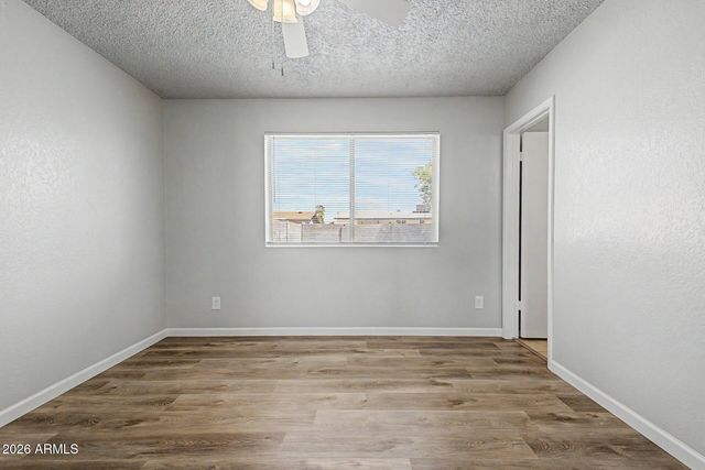 1022 W ANDERSON Drive, Phoenix, AZ 85023