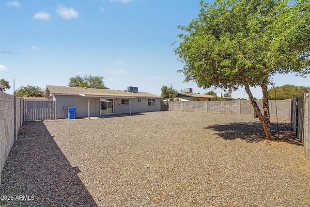 1022 W ANDERSON Drive, Phoenix, AZ 85023