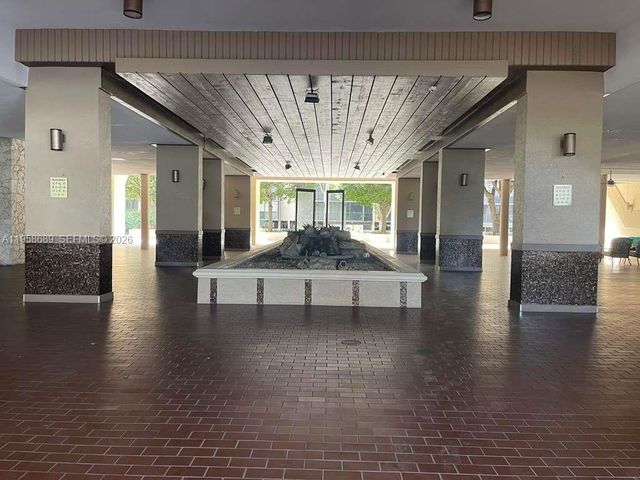 2802 N 46th Ave B425, Hollywood, FL 33021