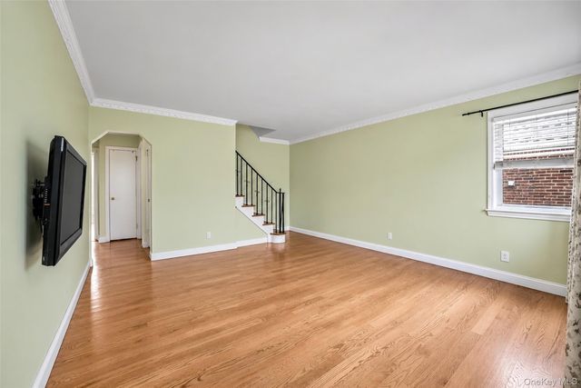 711 Covert Avenue, New Hyde Park, NY 11040