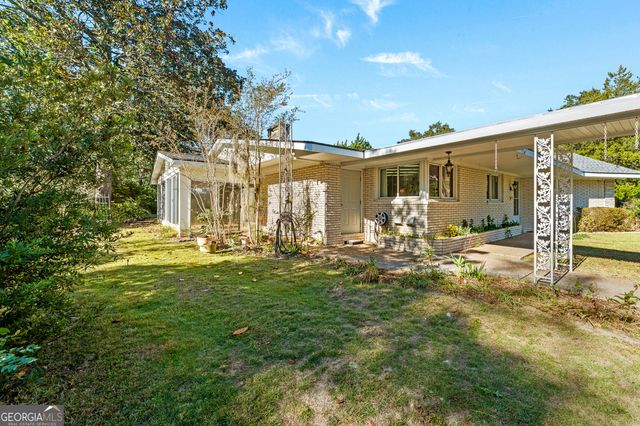 904 N Ash Street, Springfield, GA 31329