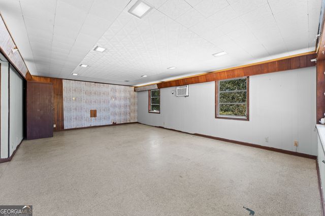 904 N Ash Street, Springfield, GA 31329