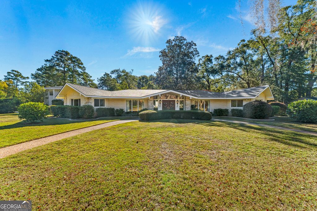 904 N Ash Street, Springfield, GA 31329